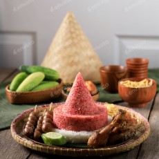 Tumpeng Merah Putih
